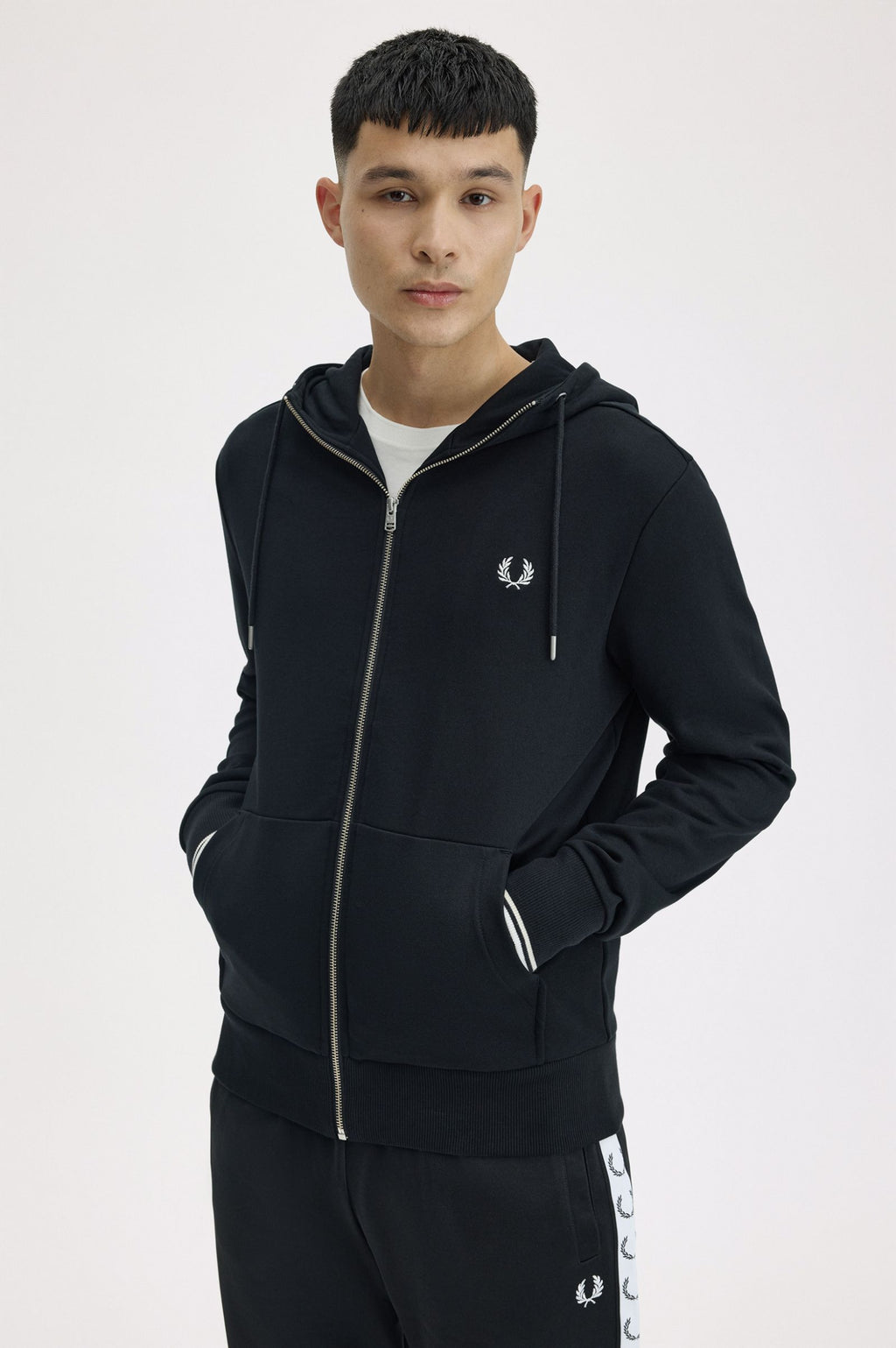 HOODED ZIP TROUGHT SWEATSHIRT - BLACK