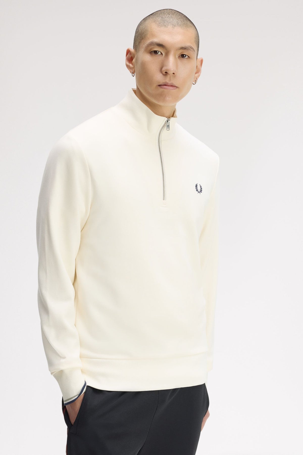 HALF ZIP SWEATSHIRT - ECRU