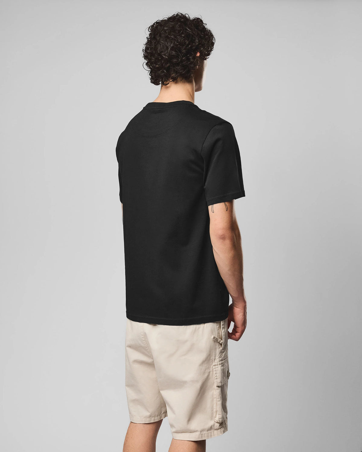T-SHIRT ITALY - BLACK