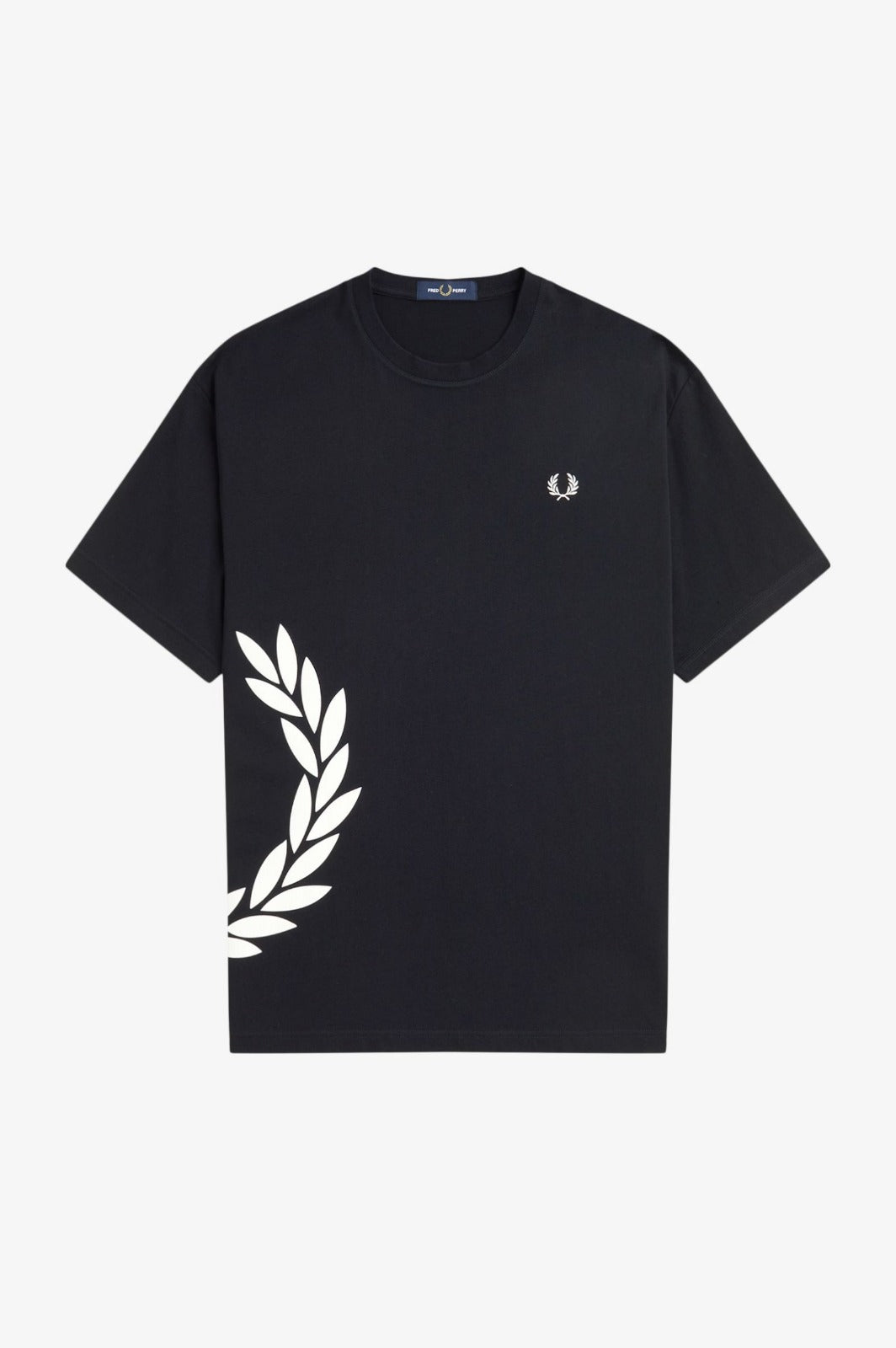 TEXTURED LAUREL WREATH