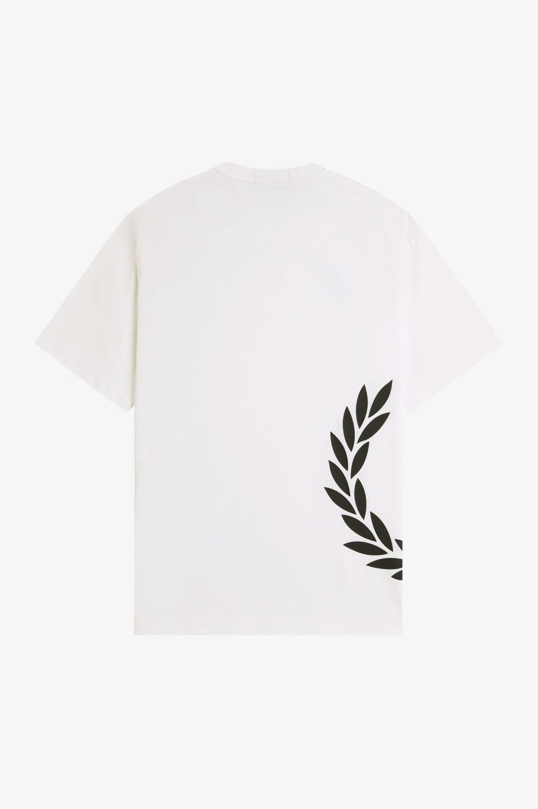TEXTURED LAUREL WREATH